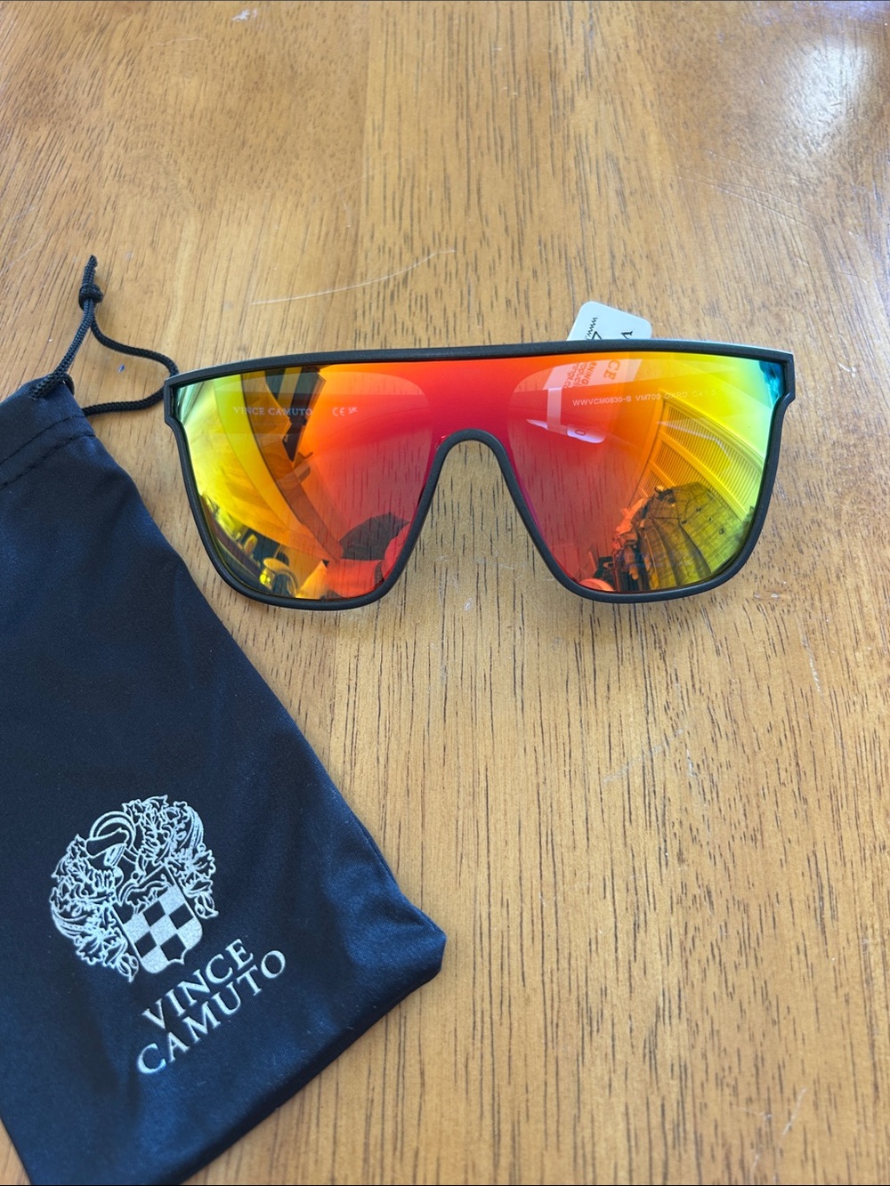 Vince Camuto 140mm Flat Top Black Frame with Red-Orange Mirrored Lens